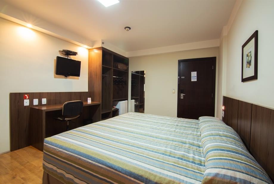 _c7a0518 copy (1).jpg