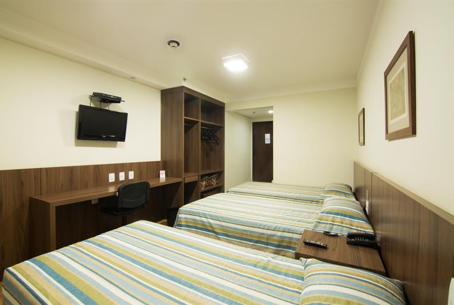 _c7a0266 copy (1).jpg