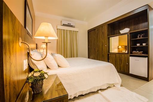 _14A2686-HDR copy.jpg