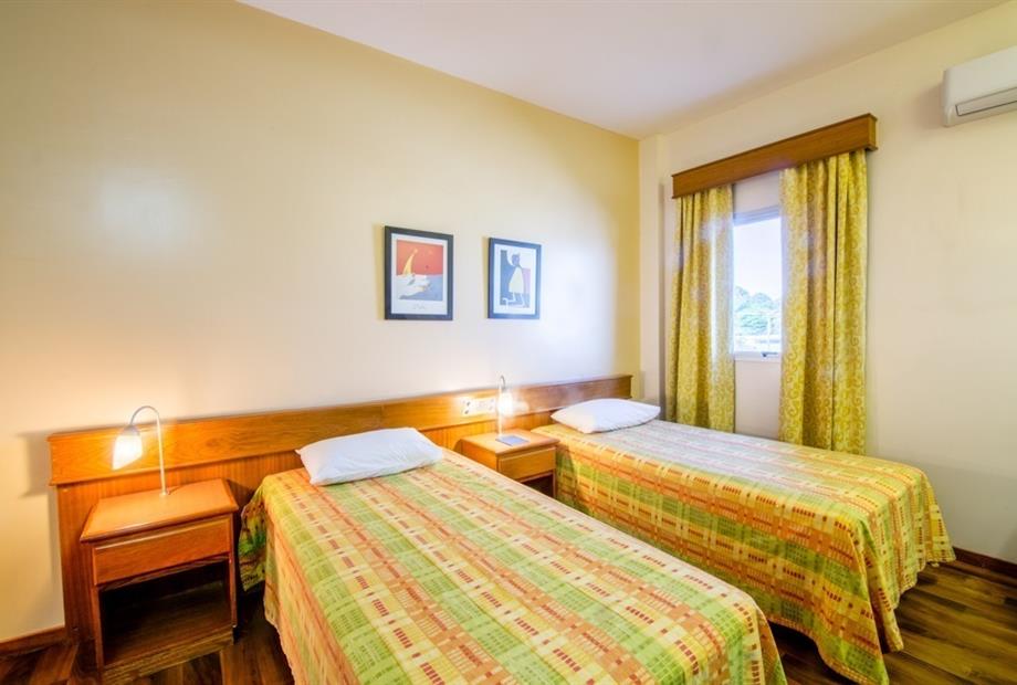 _14A3145-HDR copy.jpg