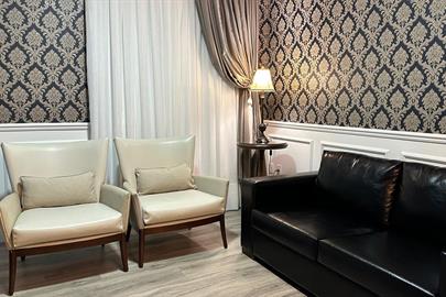 suite 5.jpg