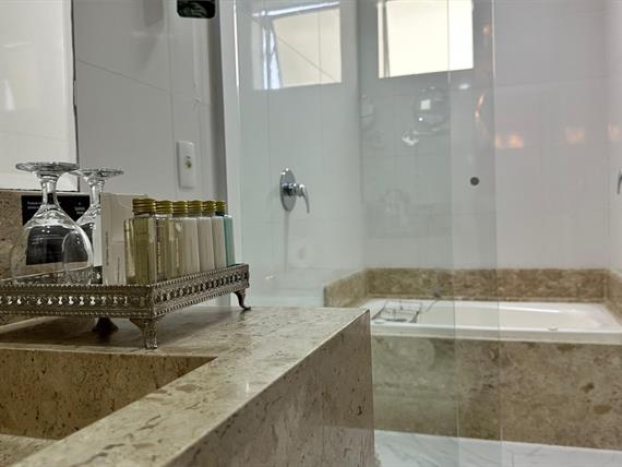 suite 10.jpg