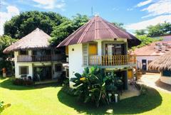 BANGALÔ FAMILIA TRIPLO/QUADRUPLO  COM VARANDA