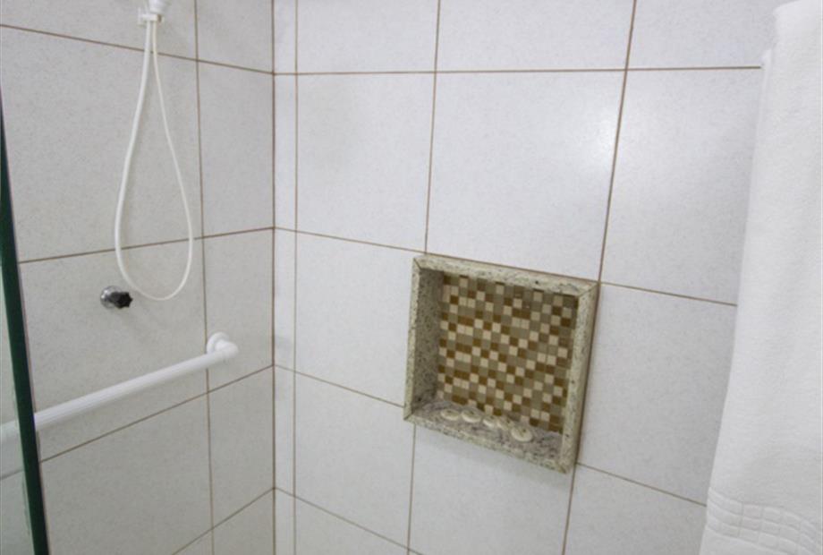 SUITE QUADRUPLO SEM VARANDA (1).jpg