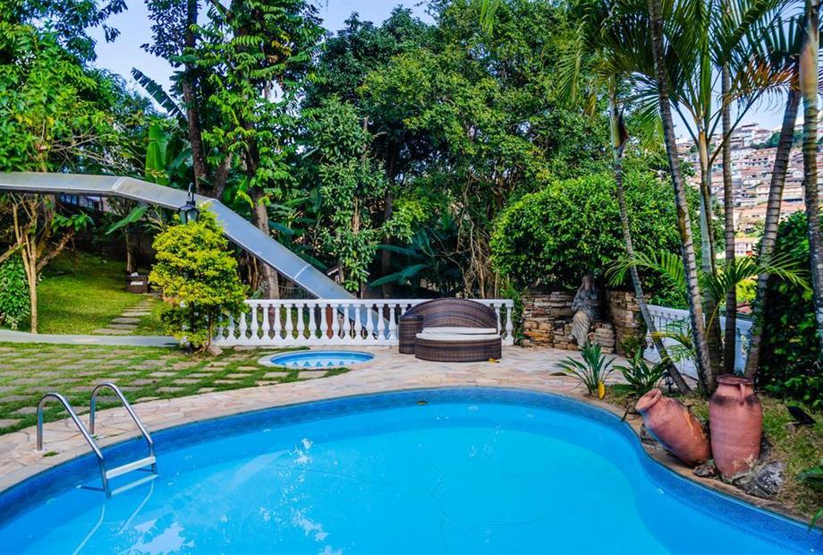 240179572 - copia.jpg