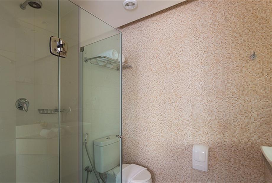 Banheiro Triplo Standard Solteiro 02.jpg