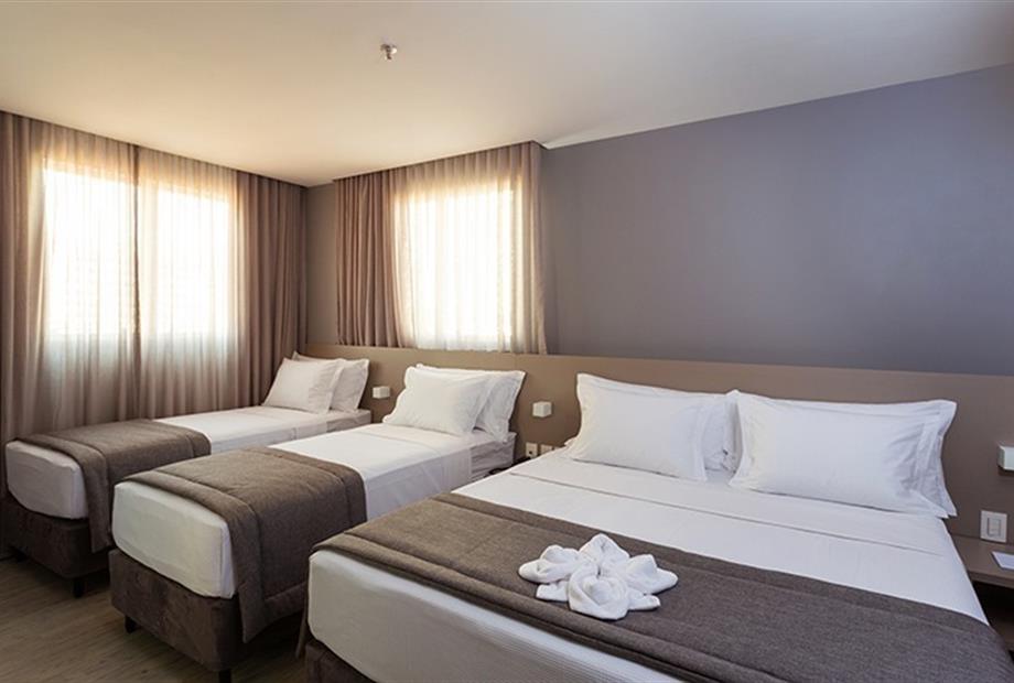 Superior Família Casa Solteiros 01.jpg