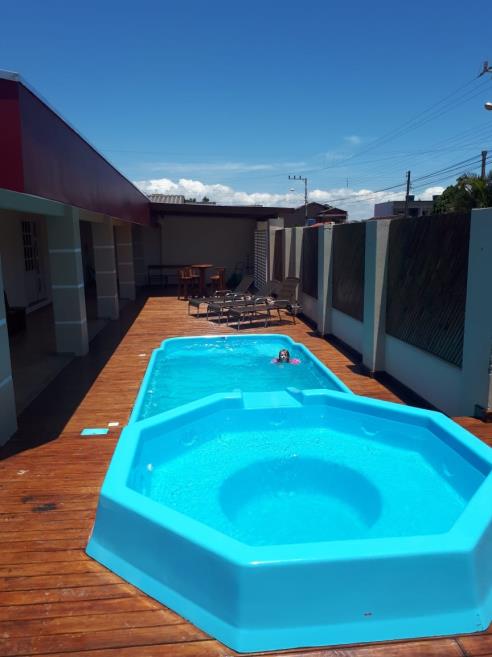 Piscina_.jpeg