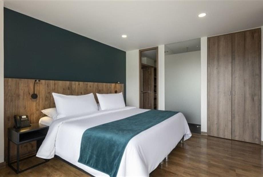 lagoon llanogrande_urv2746_m ok.jpg