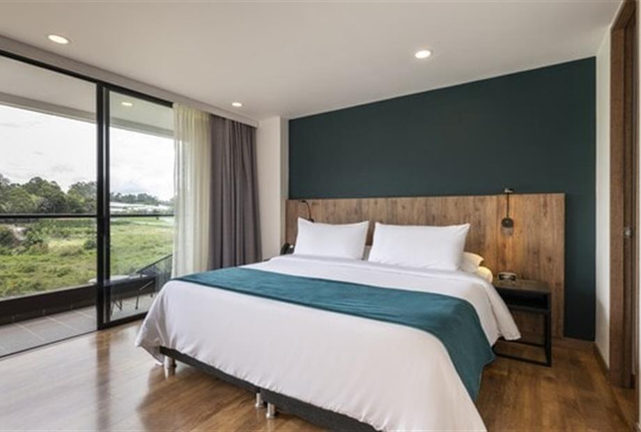 lagoon llanogrande_urv2742_m ok.jpg