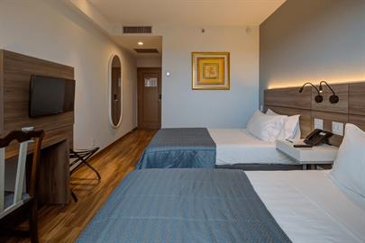 cópia de azol1701_2_3 (1).jpg