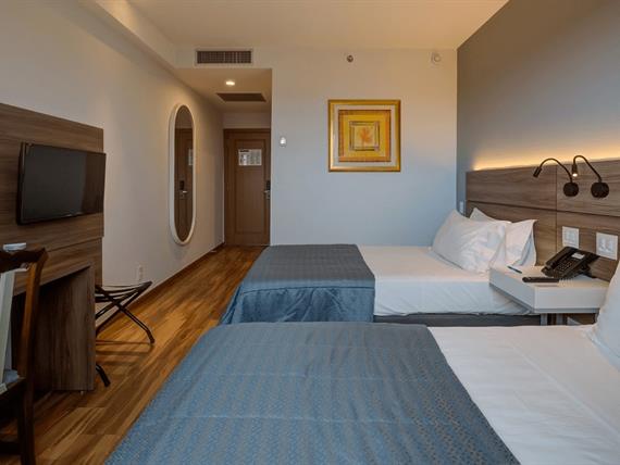 cópia de azol1701_2_3 (1).jpg