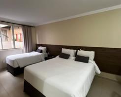 Quarto Casal + 01 Super Luxo