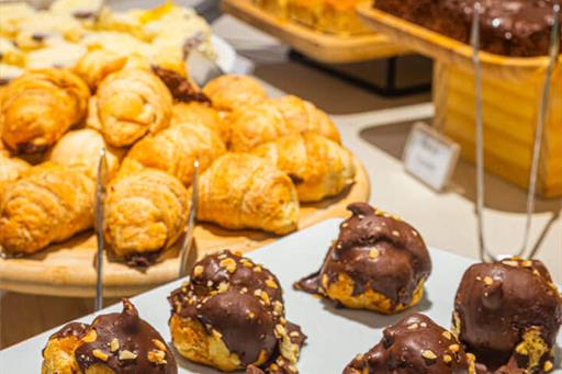 25 - _azs8212-hdr.jpg