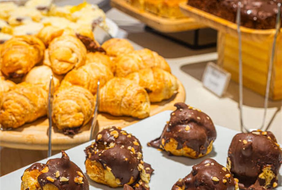 25 - _azs8212-hdr.jpg