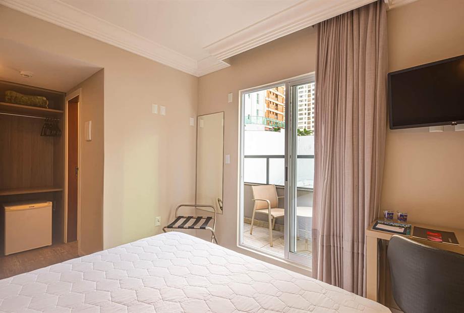 76 - _azs7517-hdr.jpg