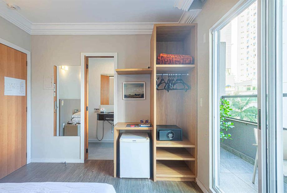 120 - _azs8269-hdr.jpg