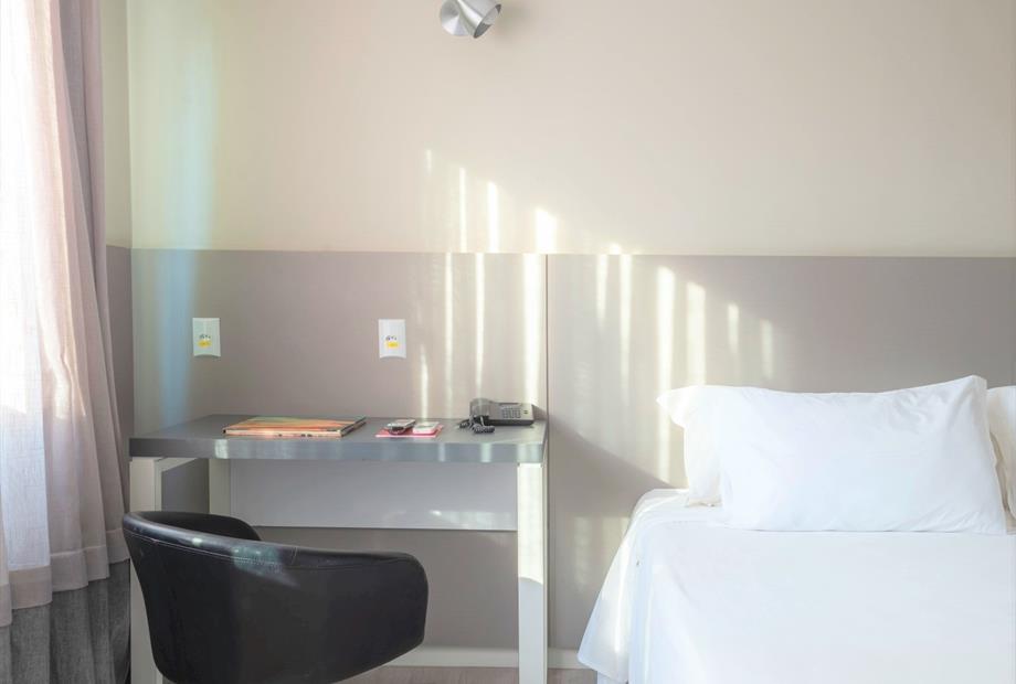 050_azs0568-hdr (2).jpg