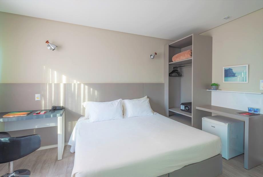 052_azs0581-hdr (2).jpg