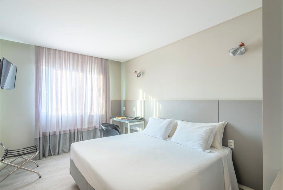 055_azs0596-hdr (2).jpg