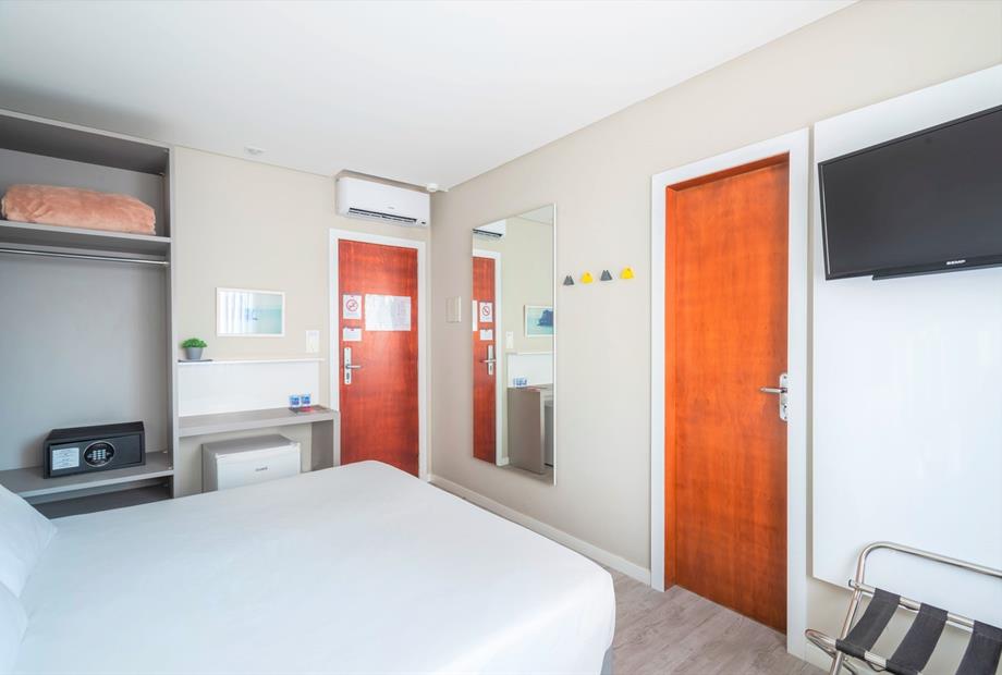 054_azs0590-hdr (2).jpg