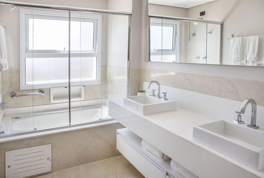 05 premium familia banheiro.jpg