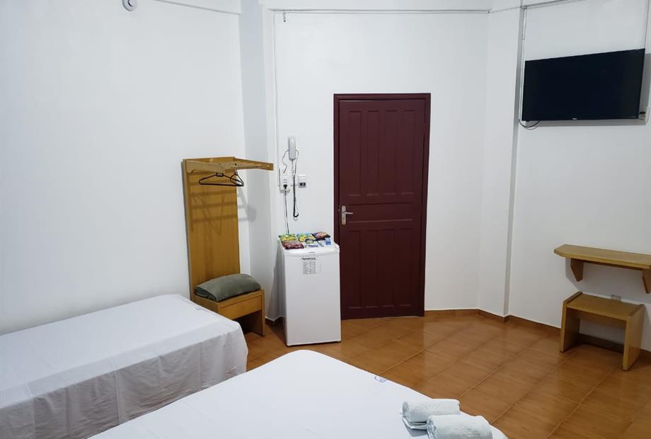 APTOS COM TV LED  À CABO.jpeg