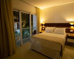 SUITE DUPLO LUXO COM VARANDA