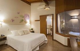 Chalé Master - Com banheira de hidromassagem do Hotel Canto Verde - Gramado