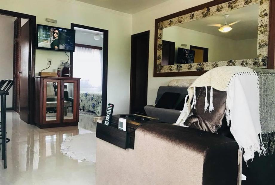 y1463659_721887857821571_1526492645_n (4).jpg