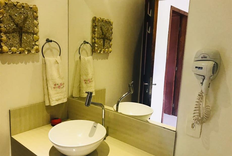 y1463659_721887857821571_1526492645_n (11).jpg