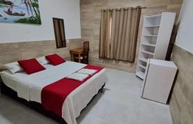 QUARTO CASAL COM ACESSIBILIDADE (TÉRREO) do Pousada Águas Douradas