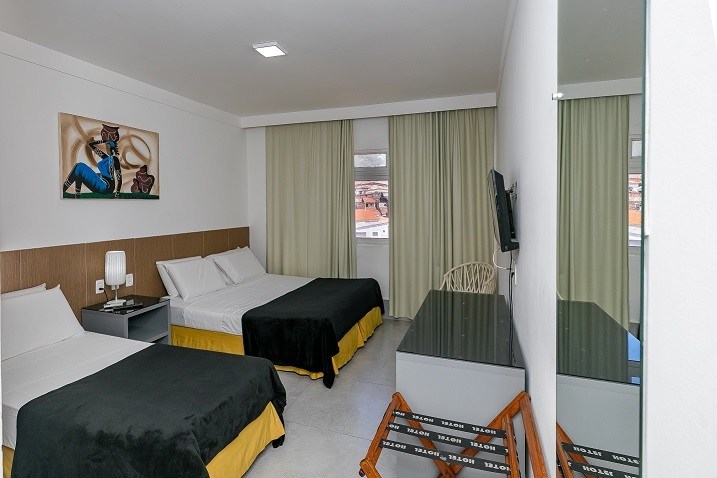 quarto 1 motor.jpg