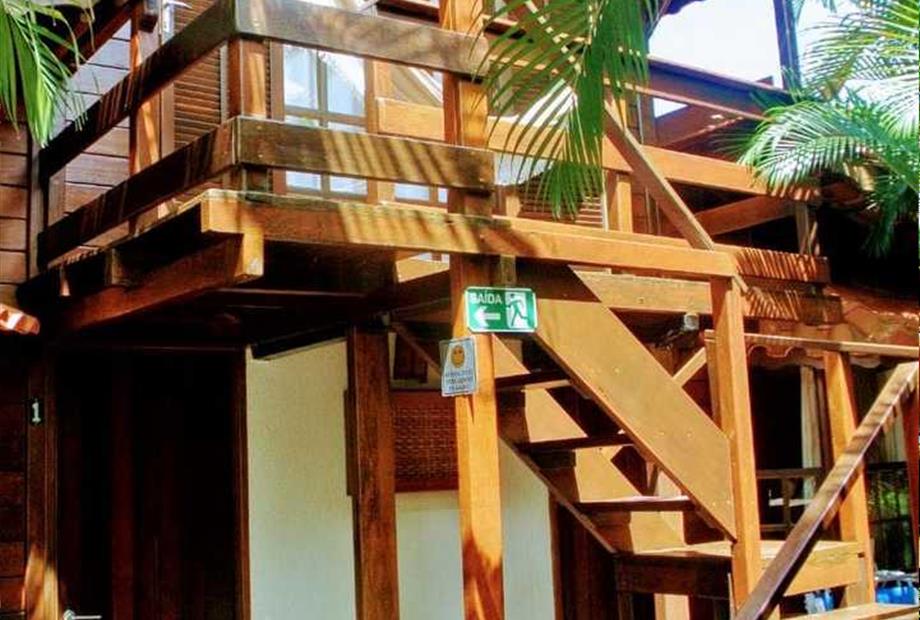 superior acesso escada externa.jpeg