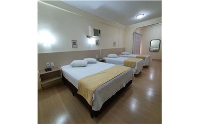 Quarto Quadruplo.jpg
