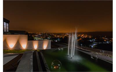 FRENTE DO HOTEL
