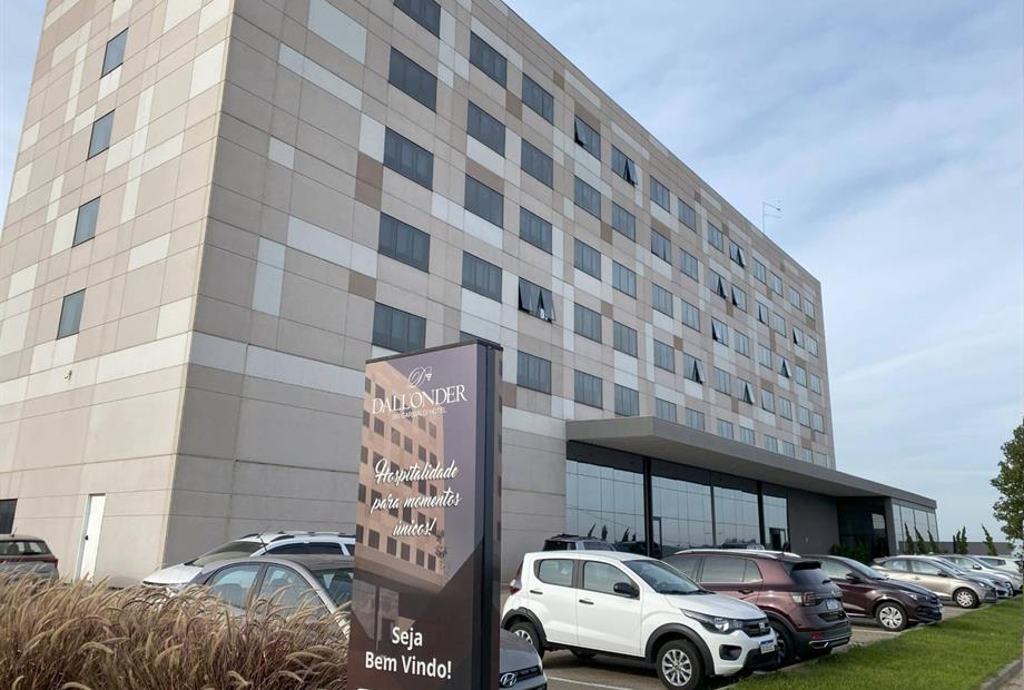 dallonder ski (2).jpeg