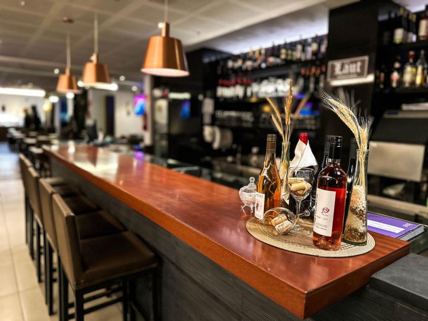 bar-3.jpg