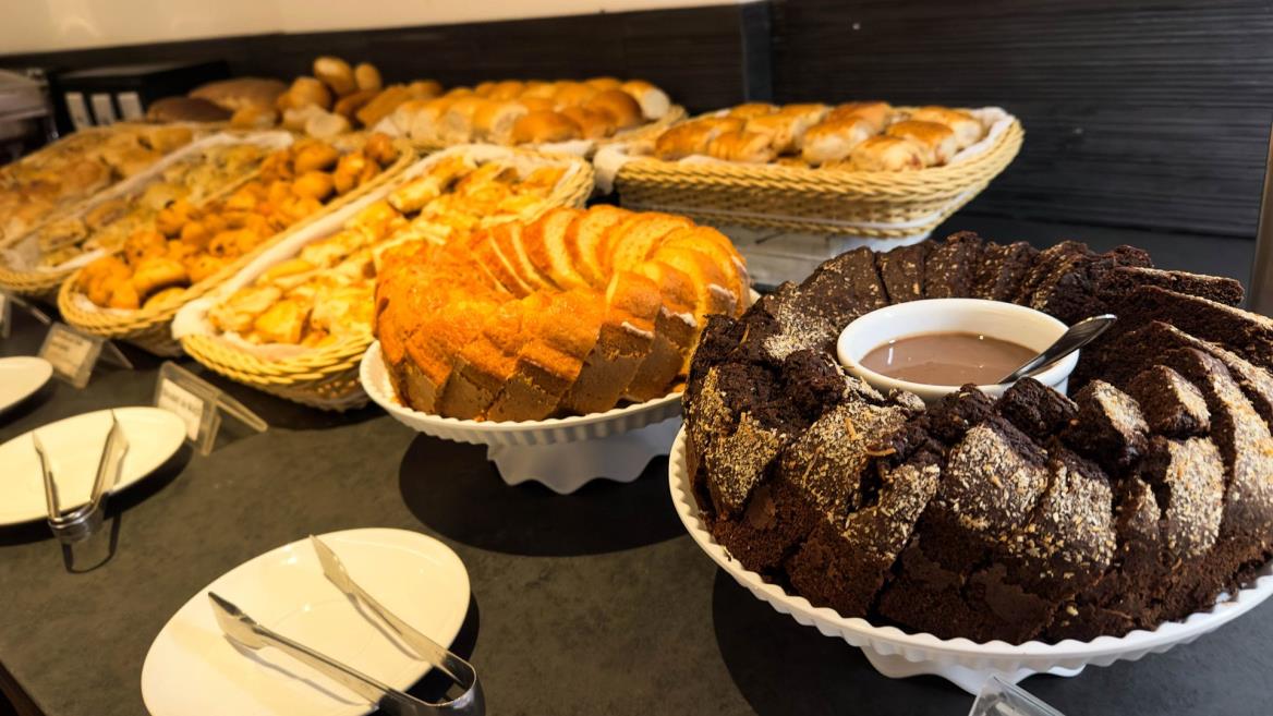 cafe 1.jpg