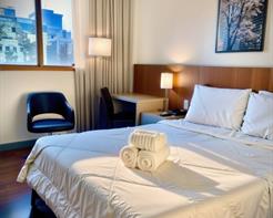 Suíte Casal com Kit Cortesia