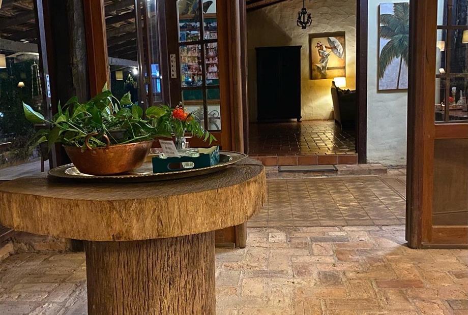 entrada restaurante.jpg