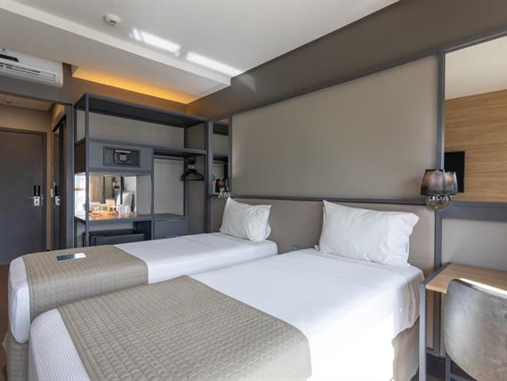 secg - luxo twin (7).jpg