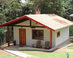 CHALÉ SUPERIOR DUPLO COM HIDROMASSAGEM E LAREIRA