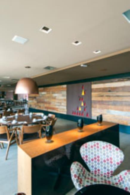 Denali Hotel - Restaurante Painel.jpg