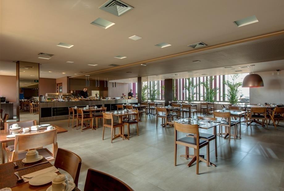 Denali Hotel - Restaurante.jpg