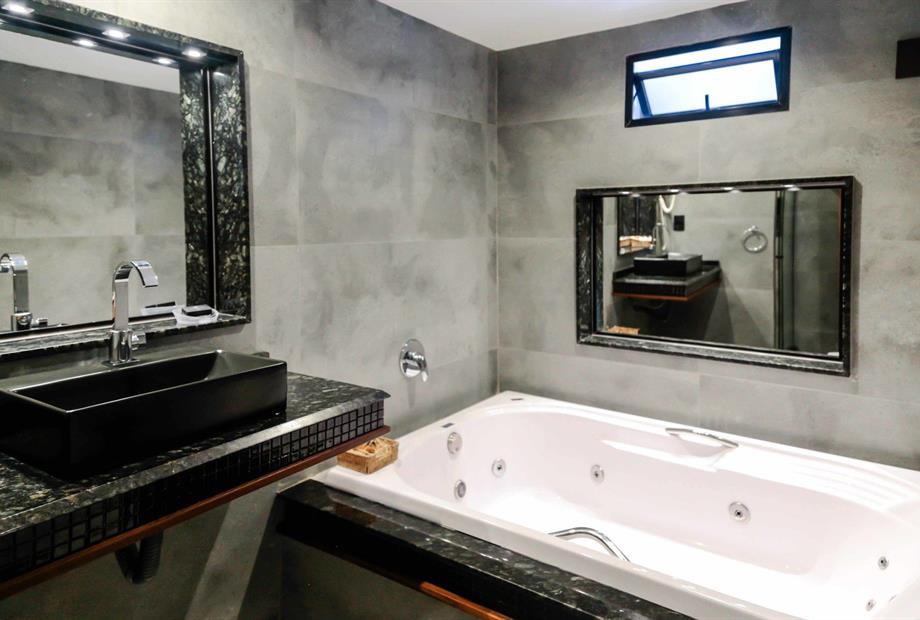 frente mar hidromassagem banheira 1.1.jpg