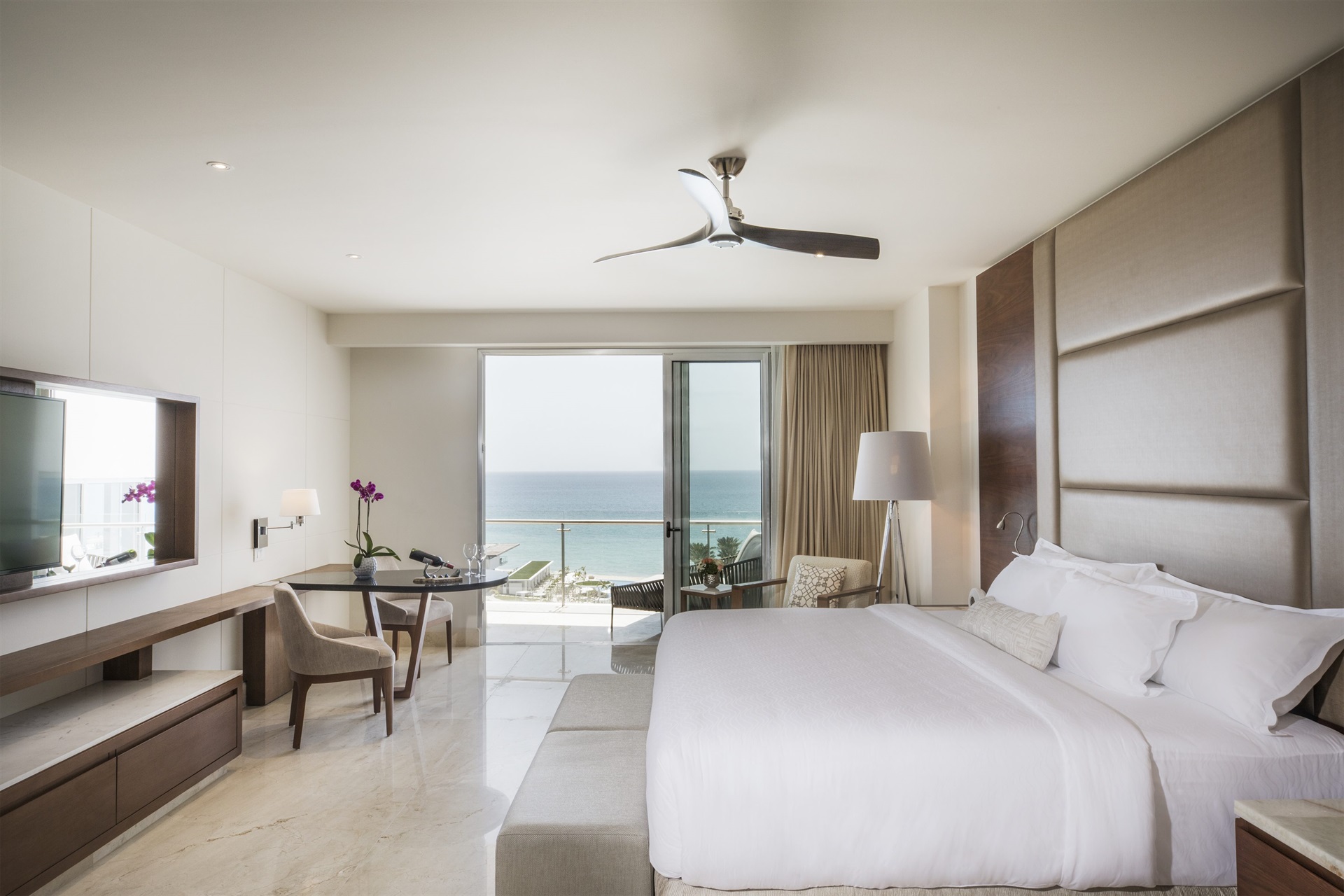 Royale Governor Suite. - Governor Suite 1.jpg