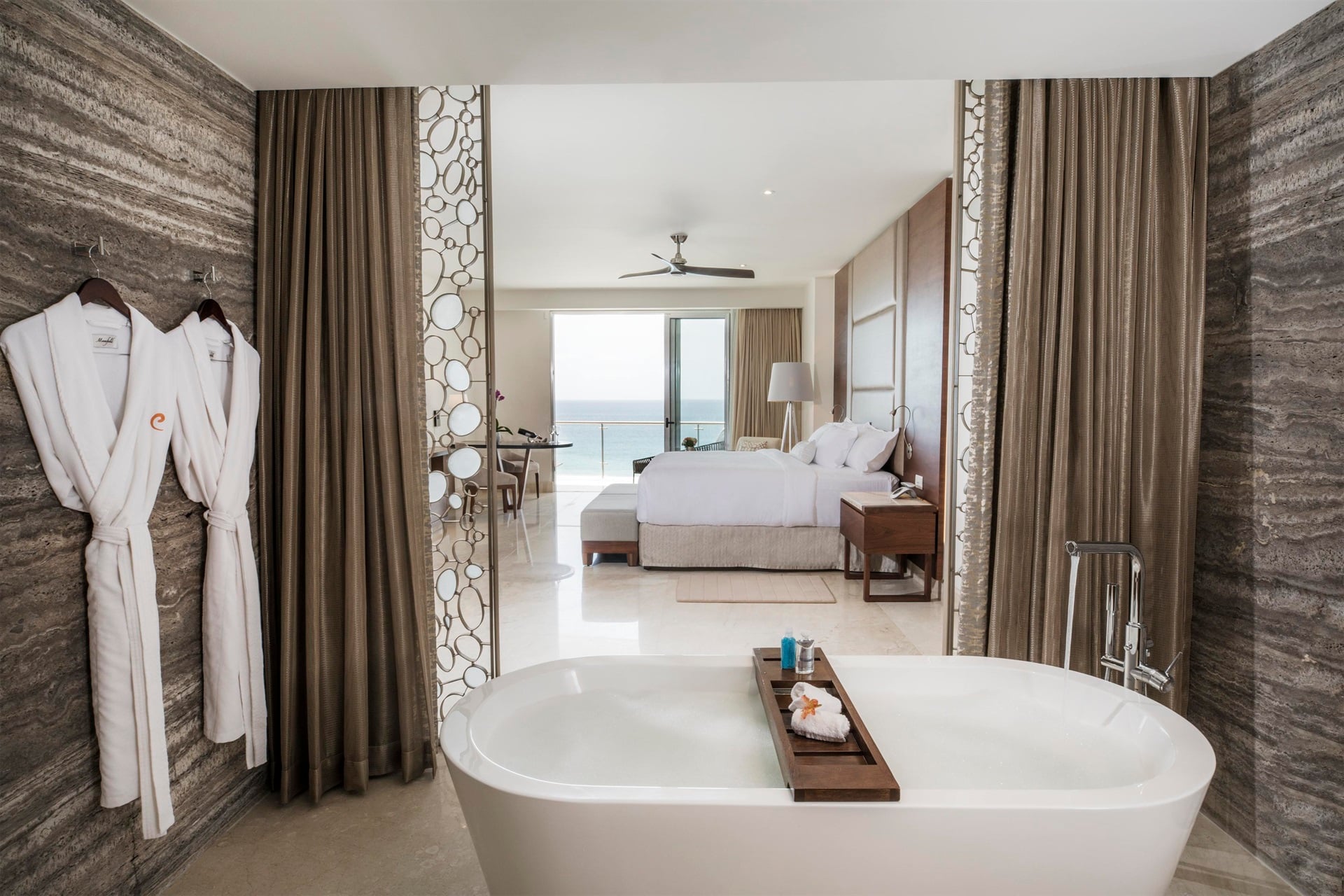 Royale Governor Suite. - Governor Suite 4.jpg