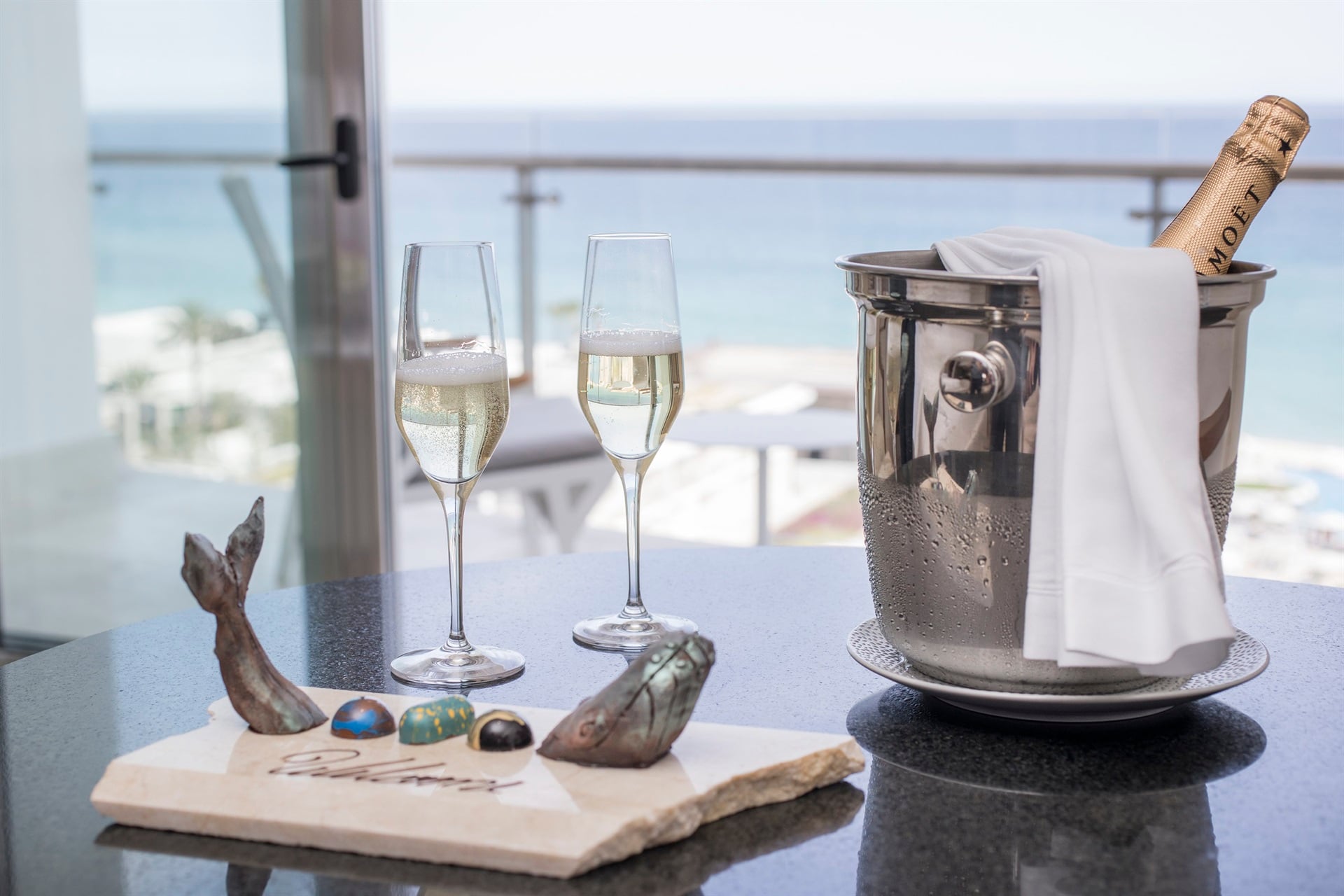 Royale Deluxe - Honeymoon - Honeymoon Suite 6.jpg