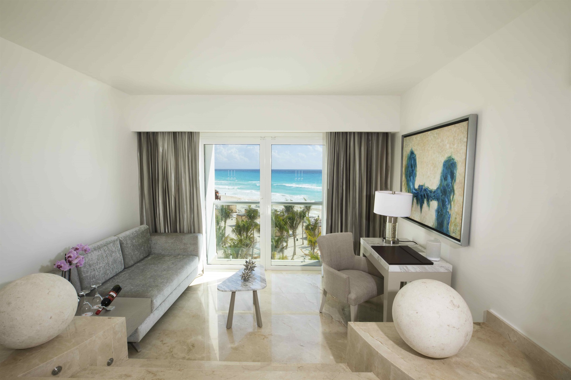 Royale Junior Suite - Le Blanc Spa Resort Cancún Adults Only All Inclusive
